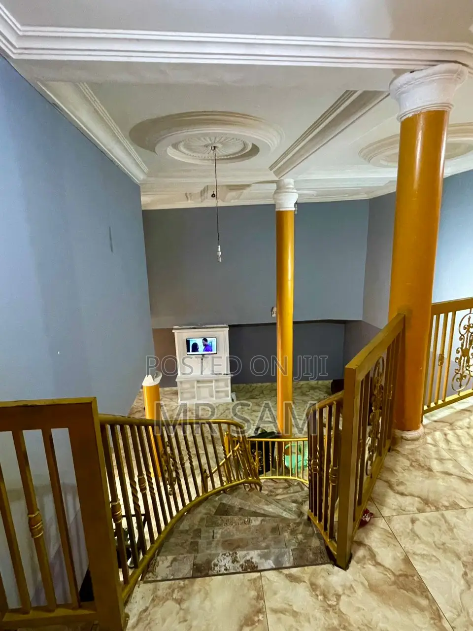 10bdrm House in Tuba To Kokrobitey, Ga South Municipal for sale
