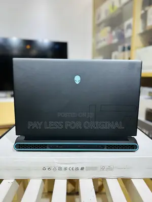New Laptop Dell Alienware 17 R2 64GB AMD Ryzen 9 SSD 1T