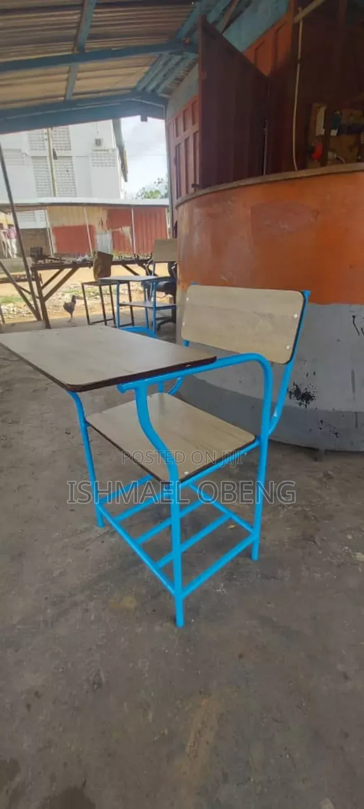 Laminated and Alucobond Students Desk