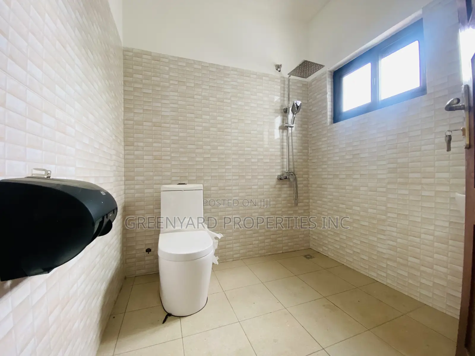4bdrm House in East Legon for rent