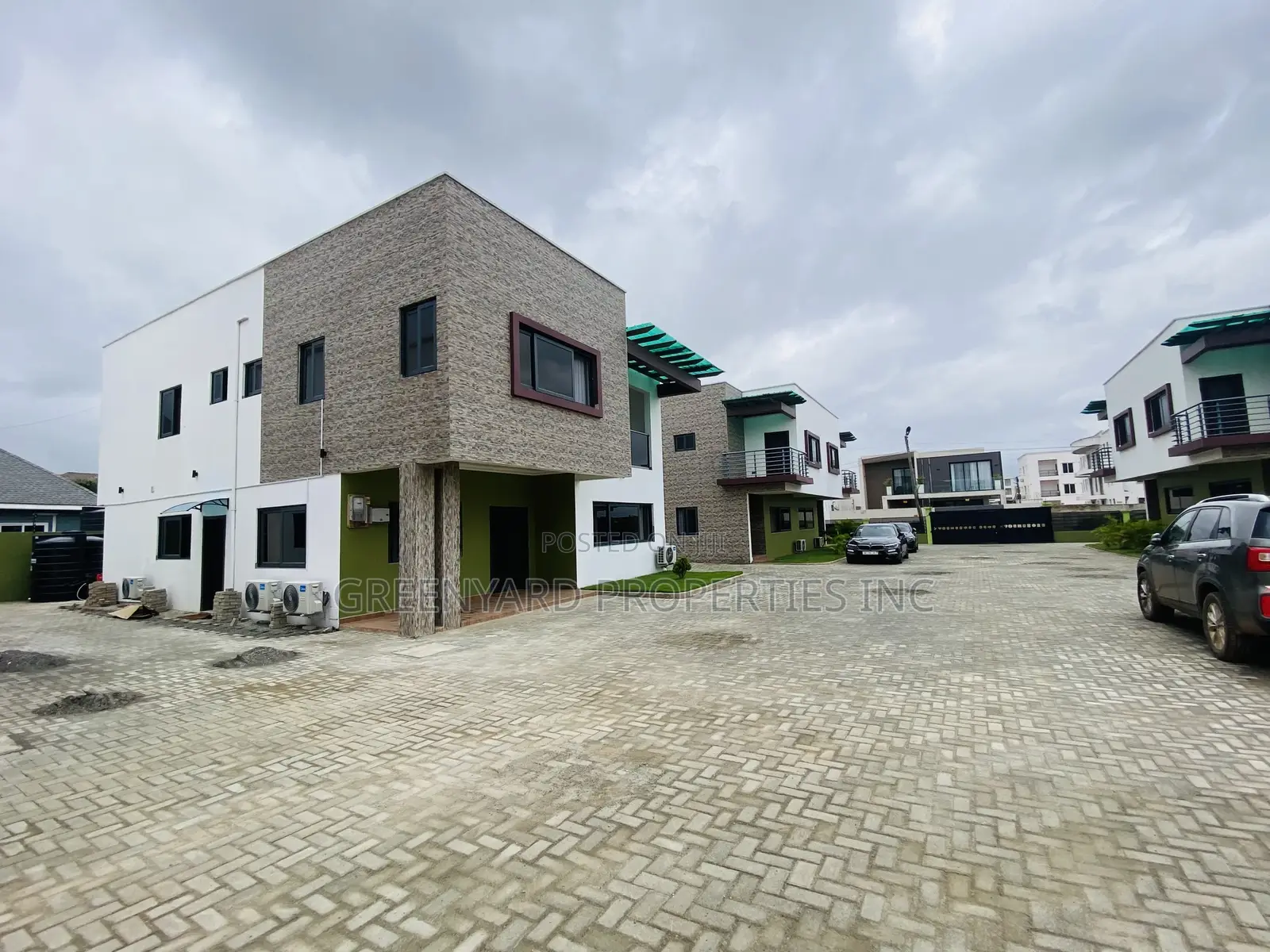 4bdrm House in Ogbojo, East Legon for sale
