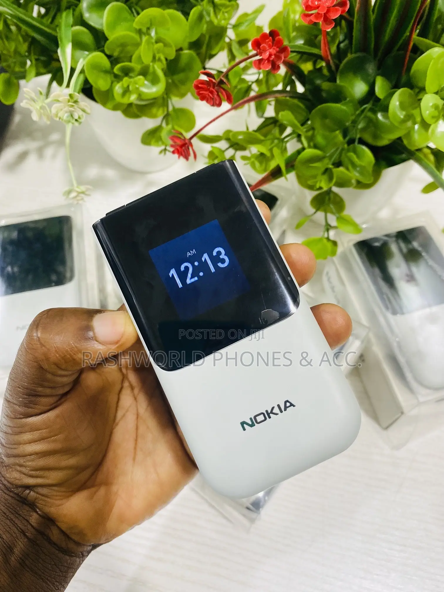 New Nokia 2720 Flip 512 GB White