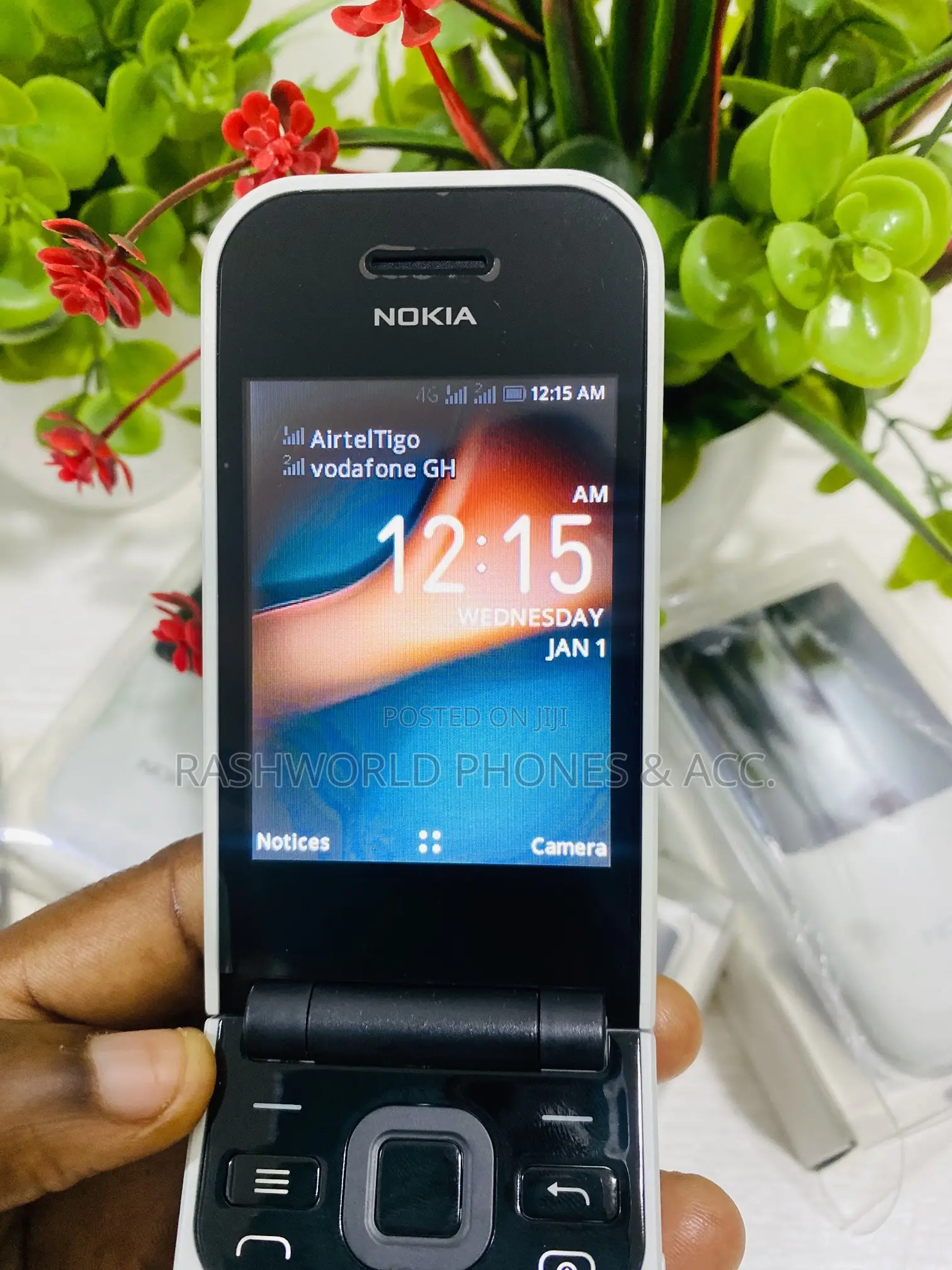 New Nokia 2720 Flip 512 GB White