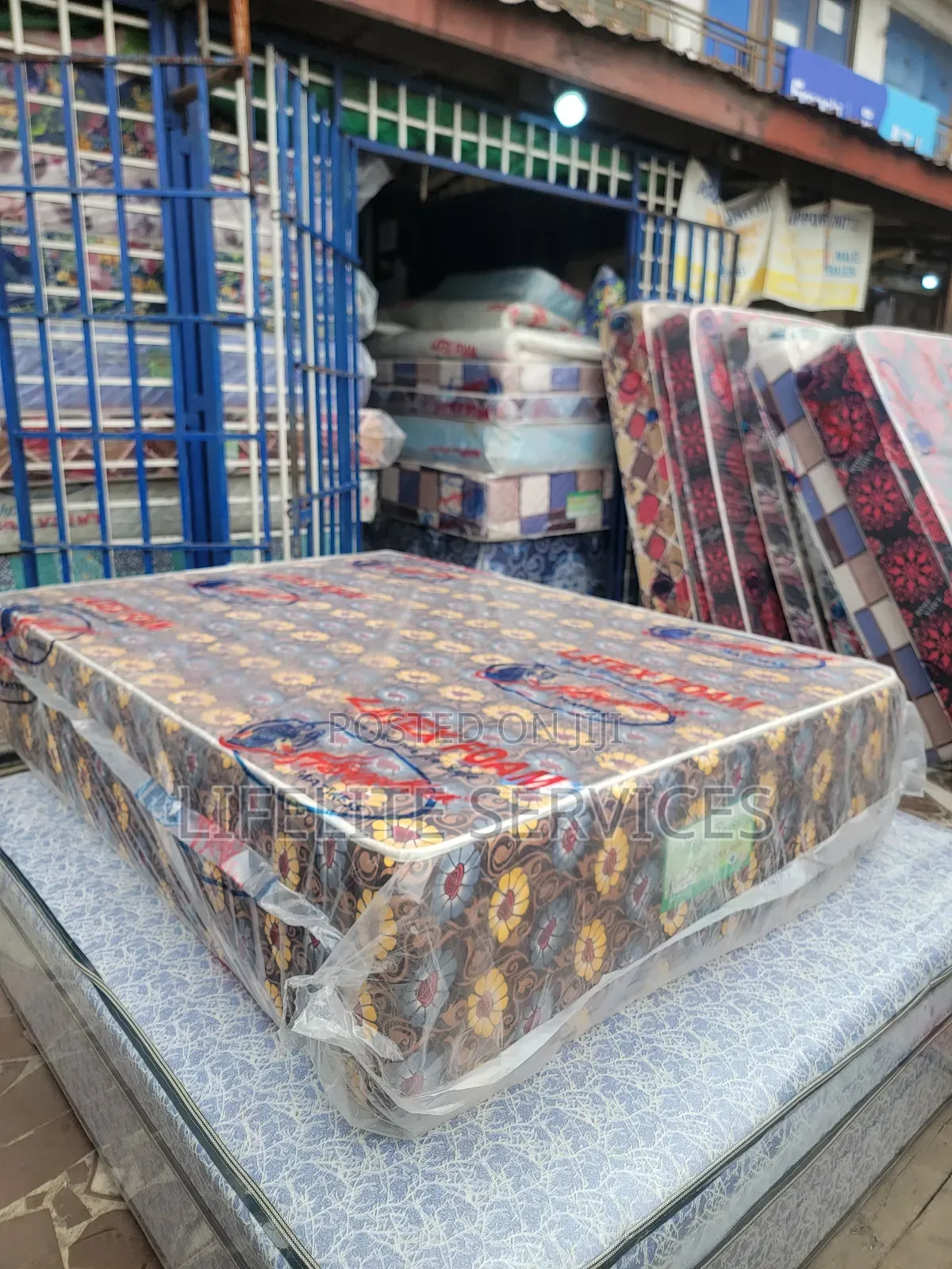 Durable and Affordable Large Size Mattress 16" Double