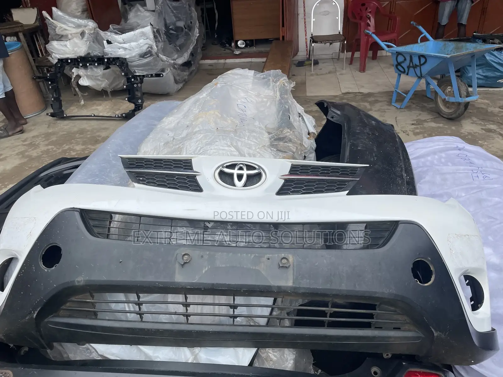 Toyota RAV 4 2016 Front Bumper