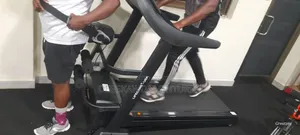 Q6 Automatic Incline Treadmill 4hp