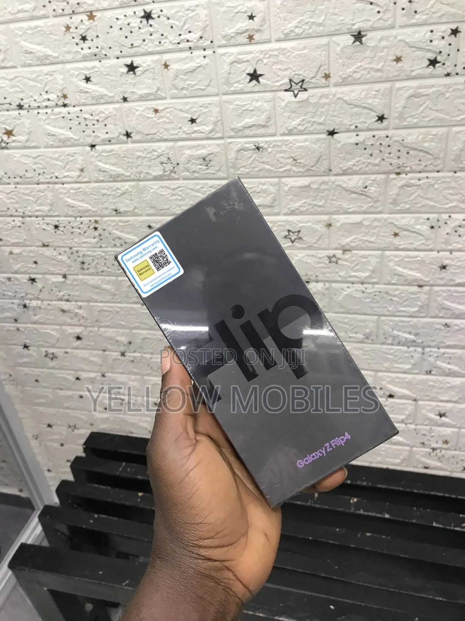 New Samsung Galaxy Z Flip4 256 GB Purple