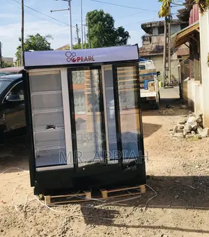 Sleek Designed Pearl PVC150 3 Doors Electric Display Fridge