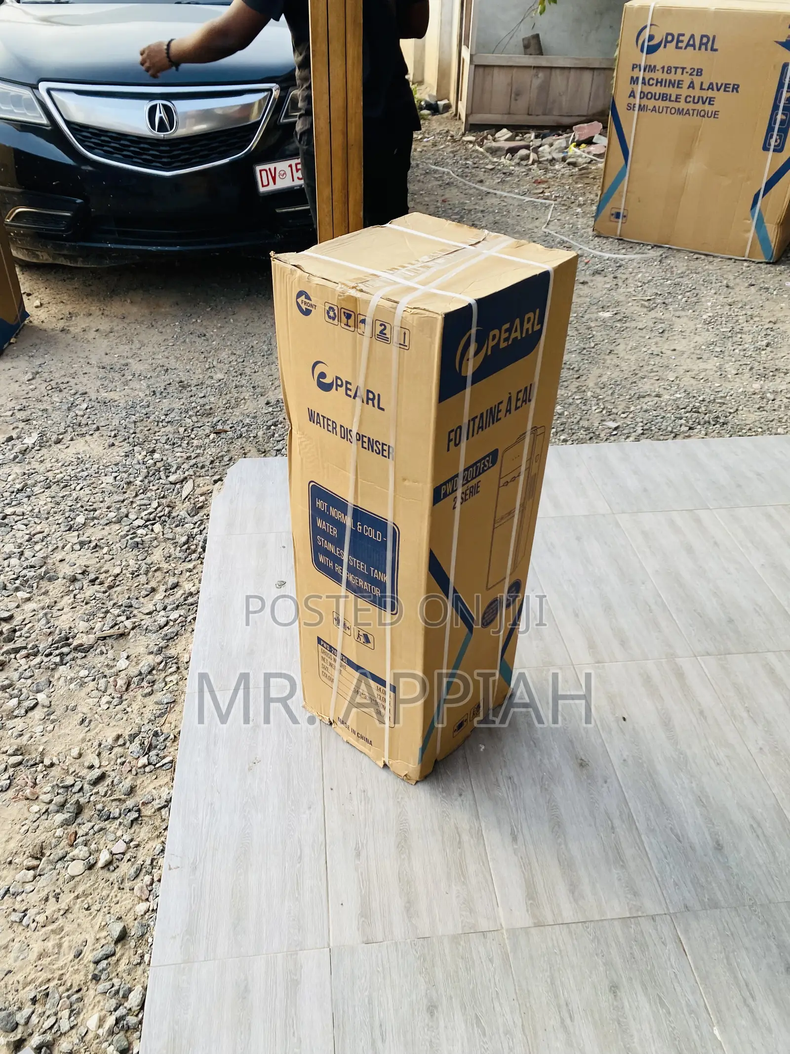 Uniquely Designed Pearl PWD —3205 Electric Water Dispenser.