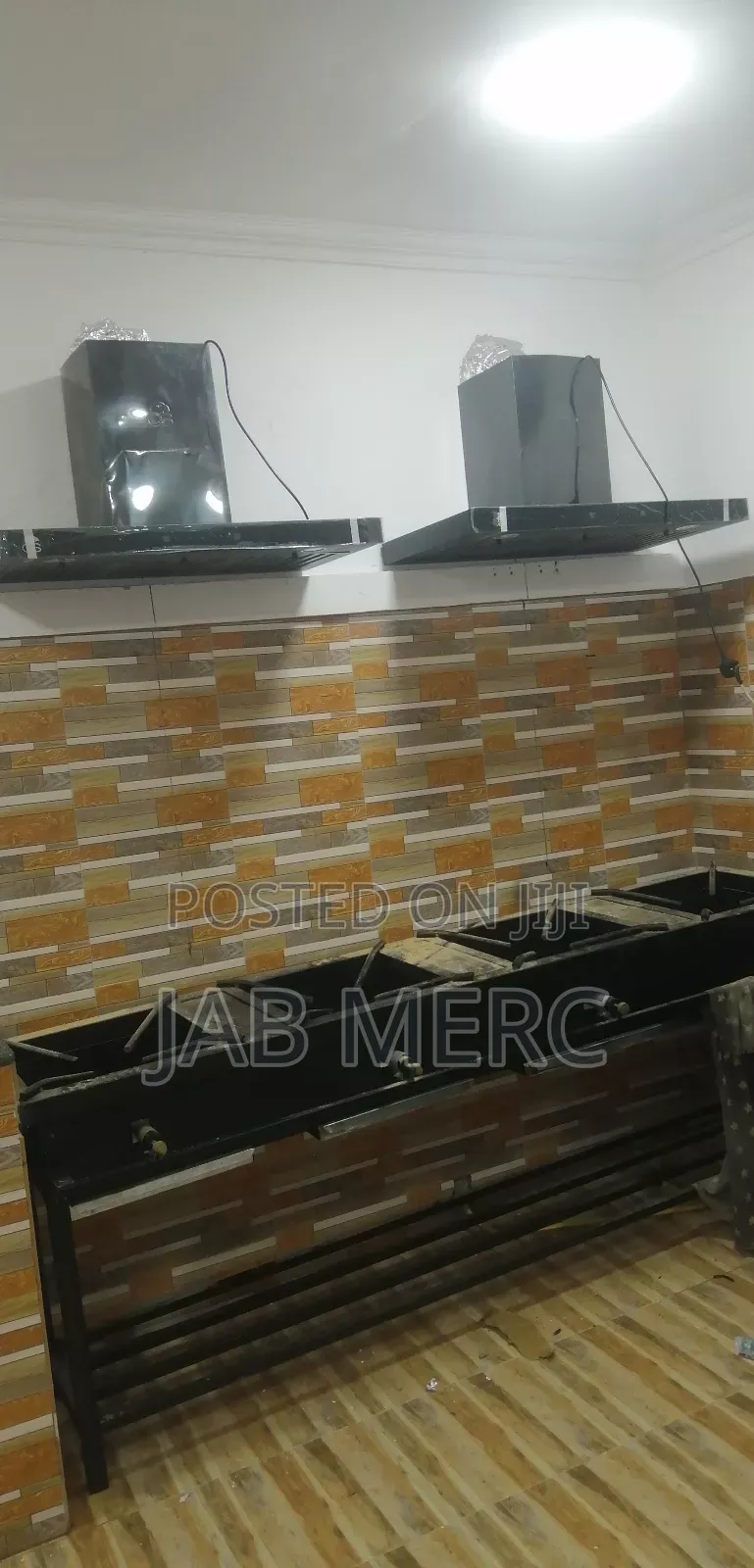90cm Kitchen Extractor Stainless Steel Black With Filters