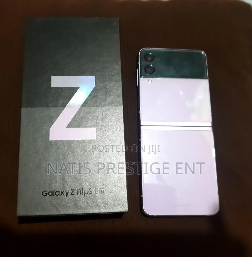 New Samsung Galaxy Z Flip4 128 GB Purple