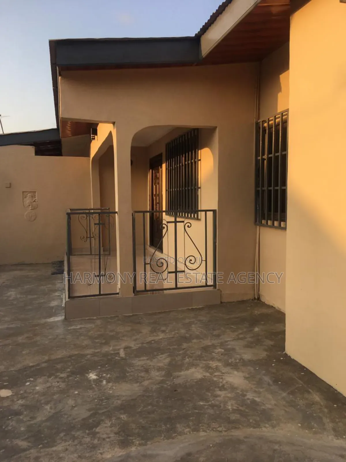 2bdrm Apartment in Accra New Town for rent