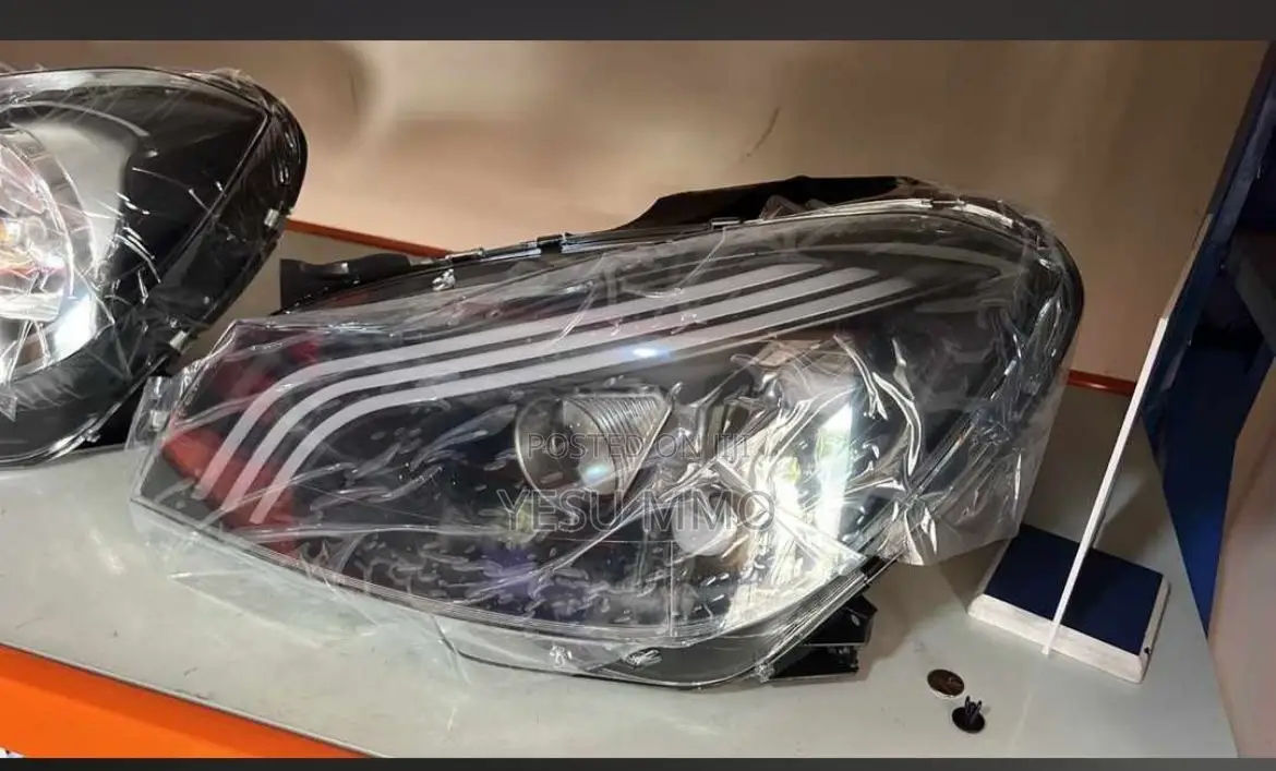 Mercedes Benz C250 Spec Headlight
