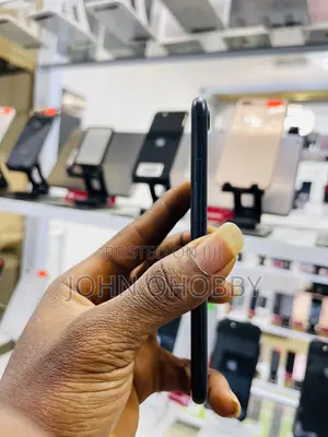 Apple iPhone 8 64 GB Black