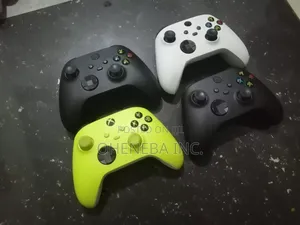 Xbox Series S Original Wireless Controllers