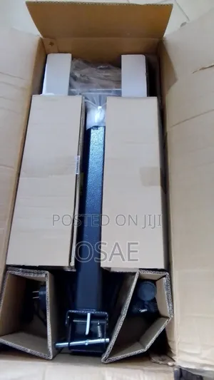 Camry Electric Scale 300kg .