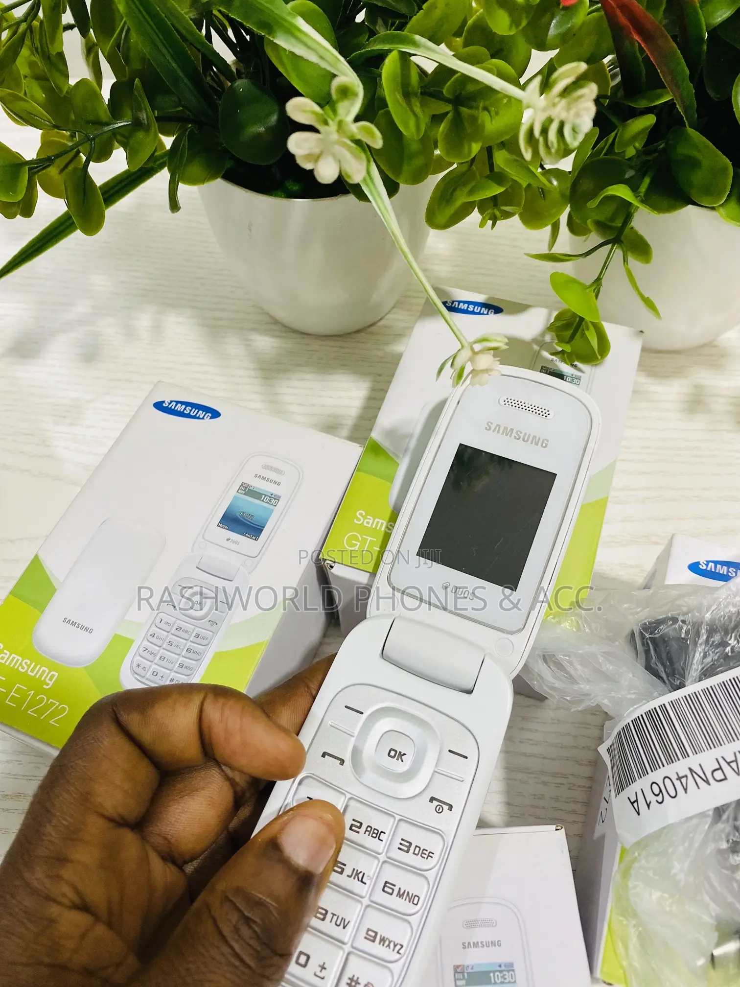 New Samsung GT-E1080 White