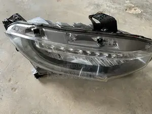 Honda Civic 2017 Headlights