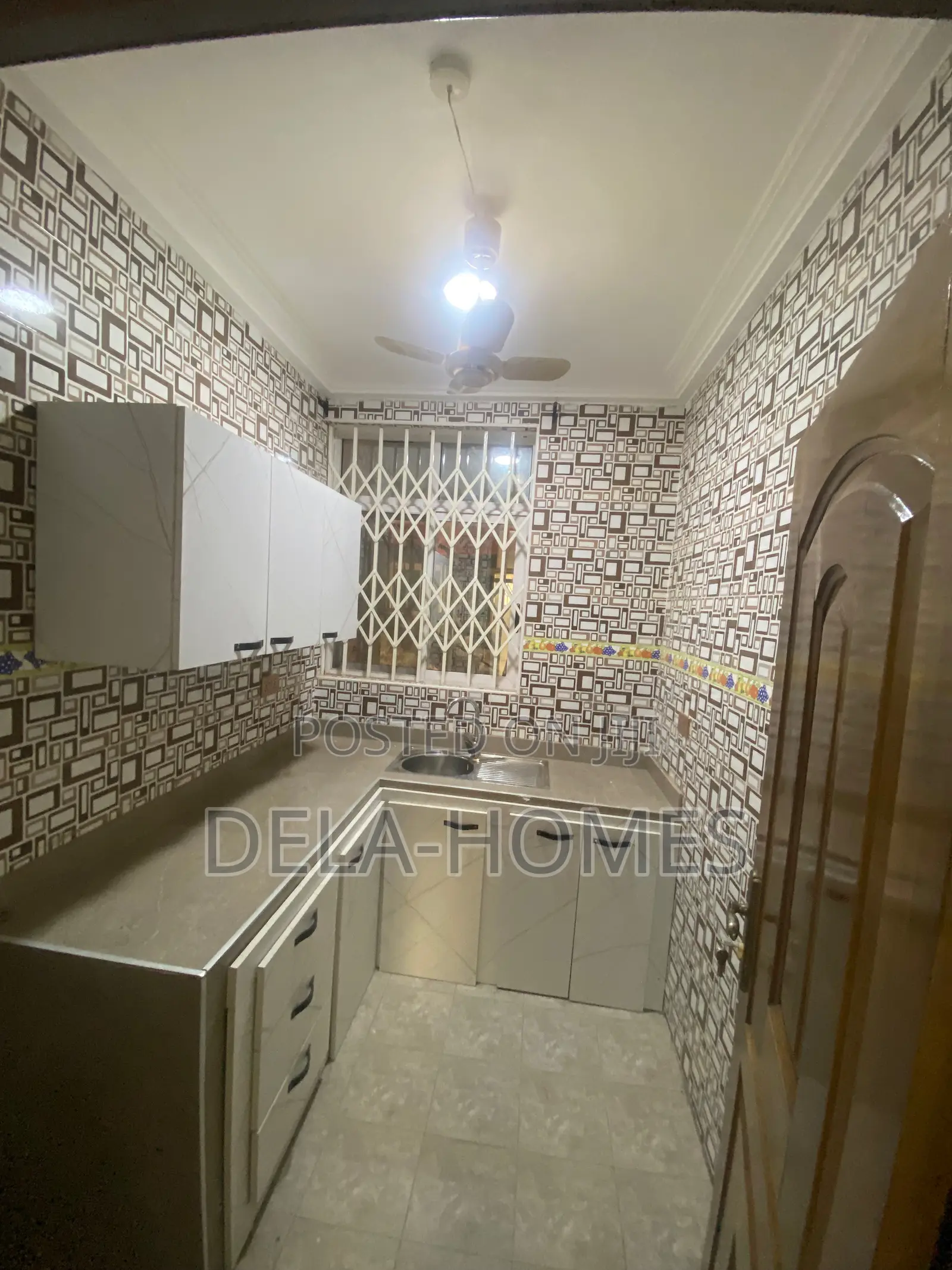 1bdrm Apartment in Lakeside, Ashaley Botwe for rent