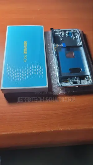 Samsung Galaxy S21 Plus Screen