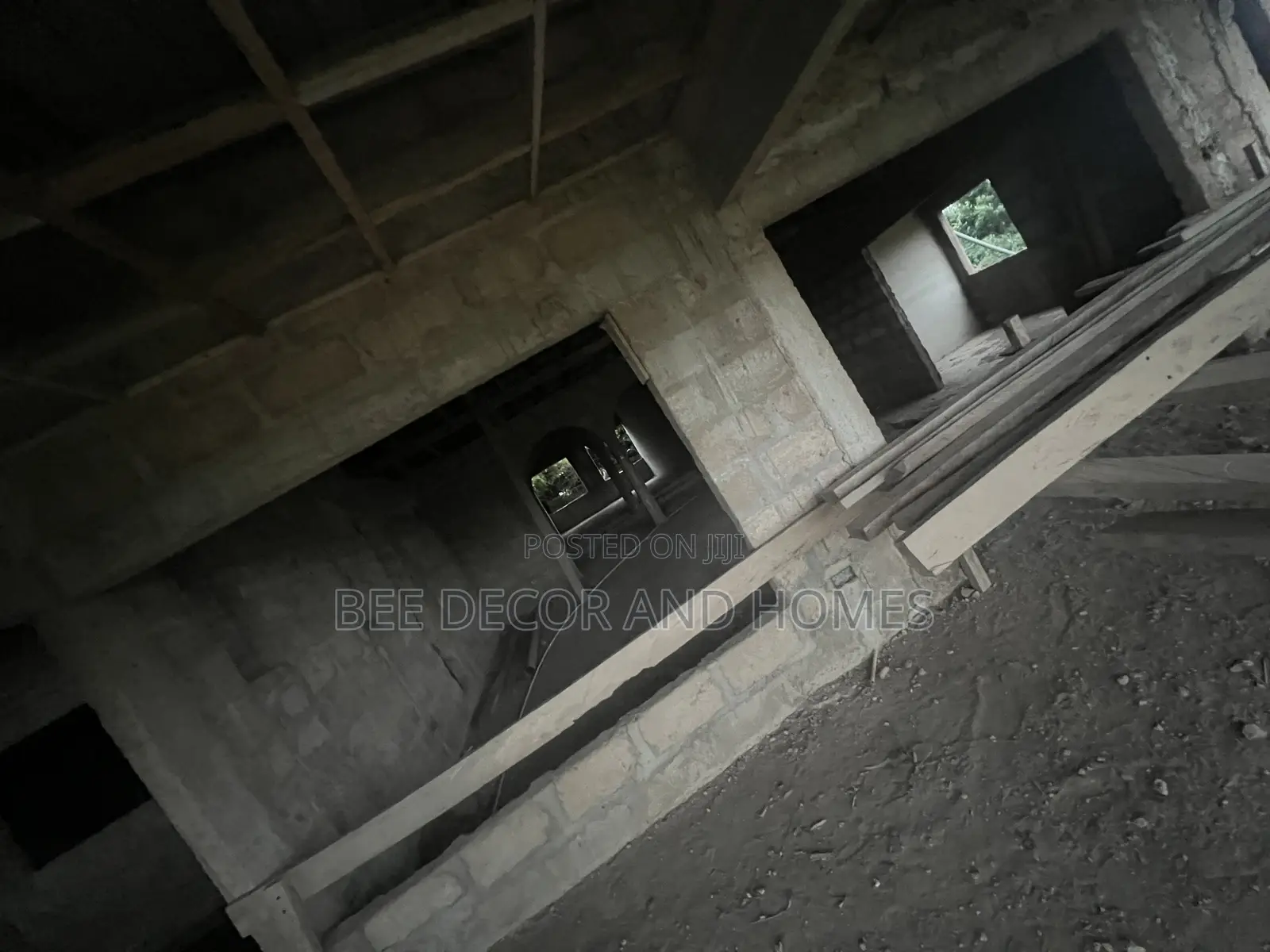 5bdrm Mansion in A.C.P Kwabenya, Accra Metropolitan for sale