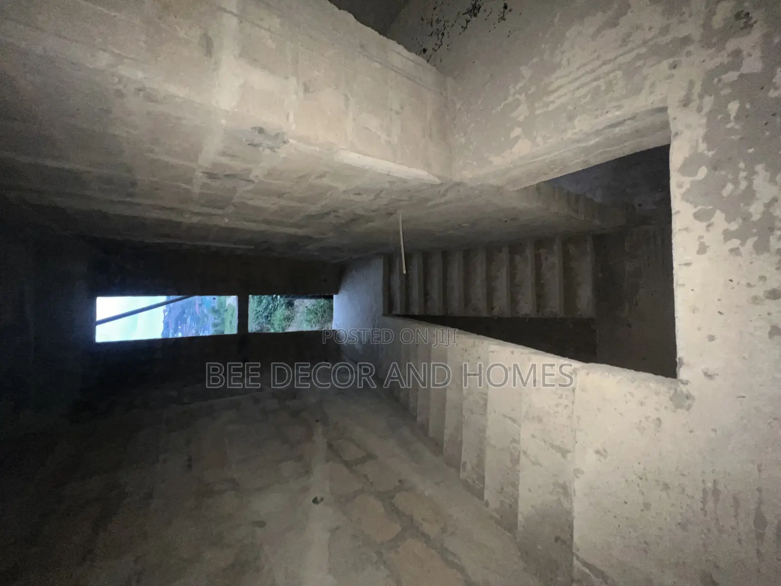 5bdrm Mansion in A.C.P Kwabenya, Accra Metropolitan for sale