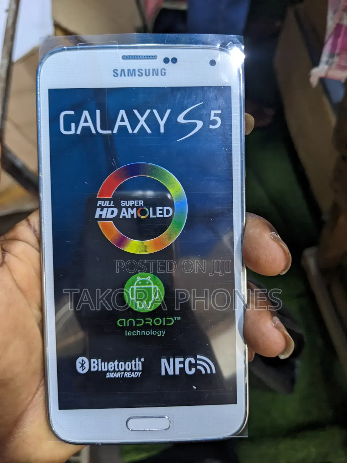 New Samsung Galaxy S5 16 GB White