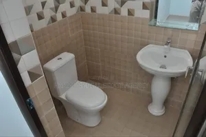 4bdrm House in Dzorwulu for sale