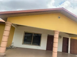 4bdrm House in Dzorwulu for sale