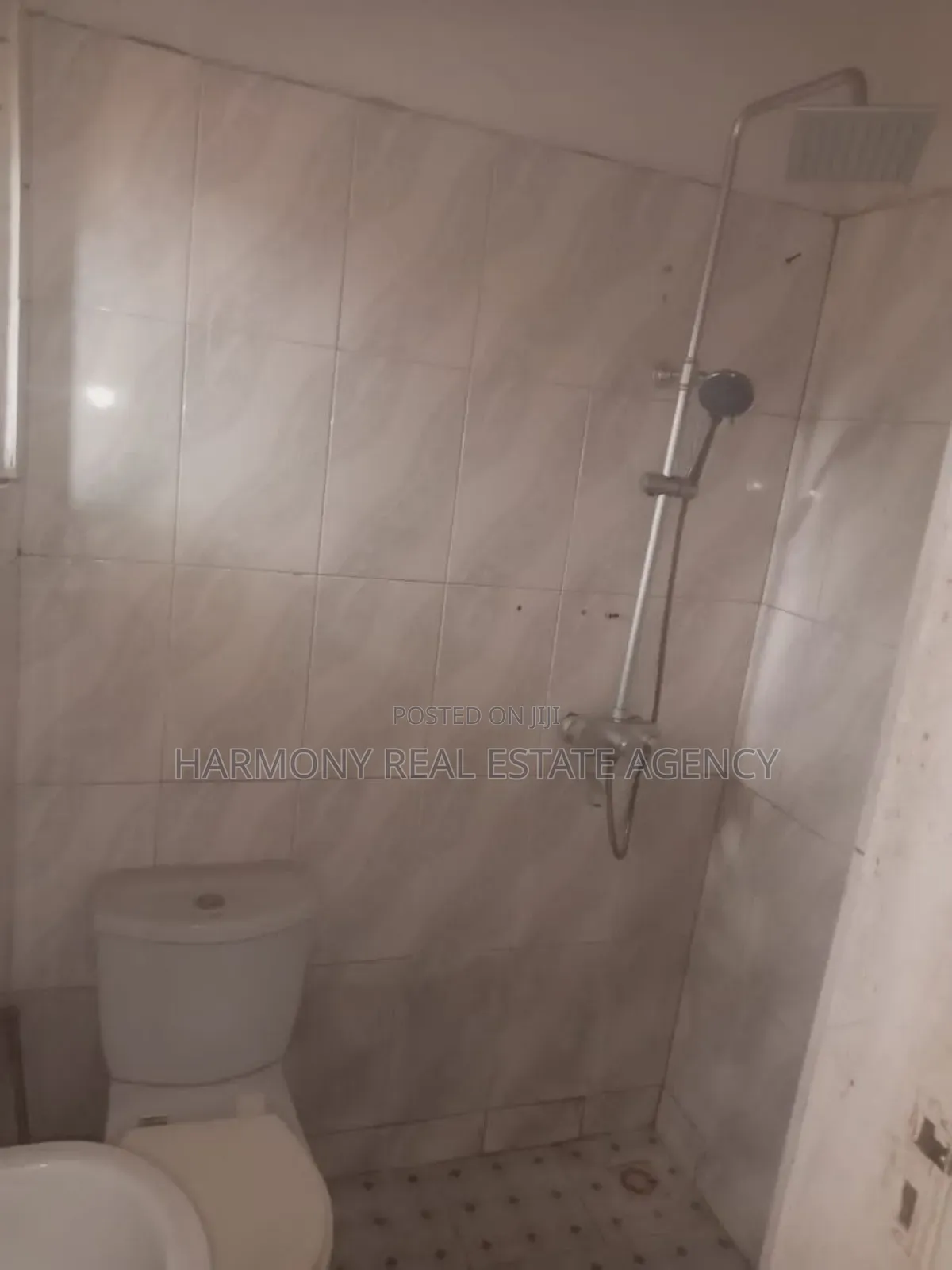 4bdrm House in Dzorwulu for sale