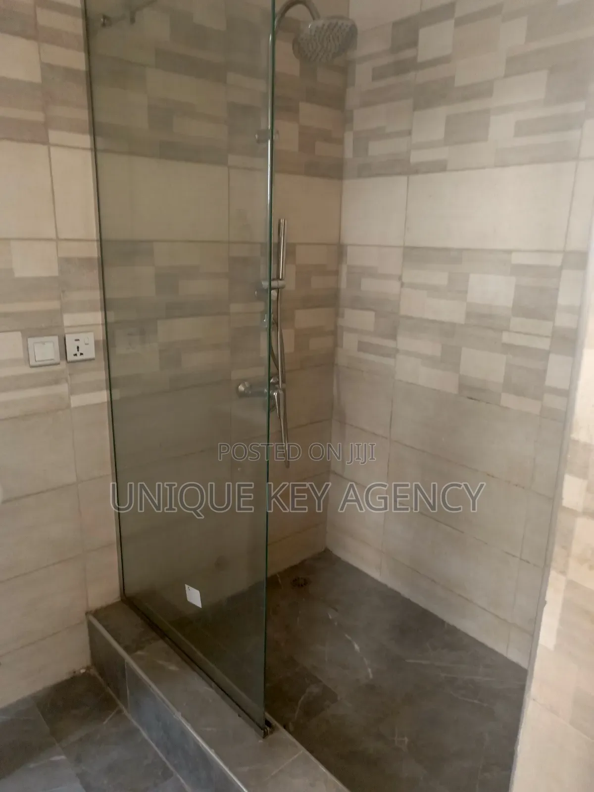 2bdrm Apartment in Unique Key Agency, A&C Mall Area for rent
