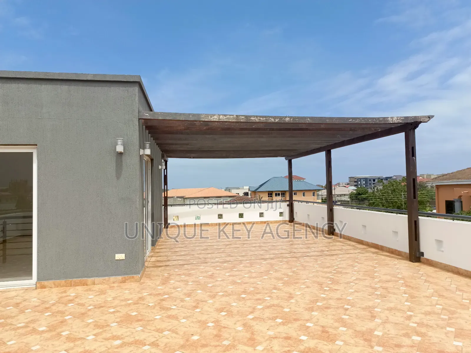 4bdrm House in Unique Key Agency, Tseaddo for rent