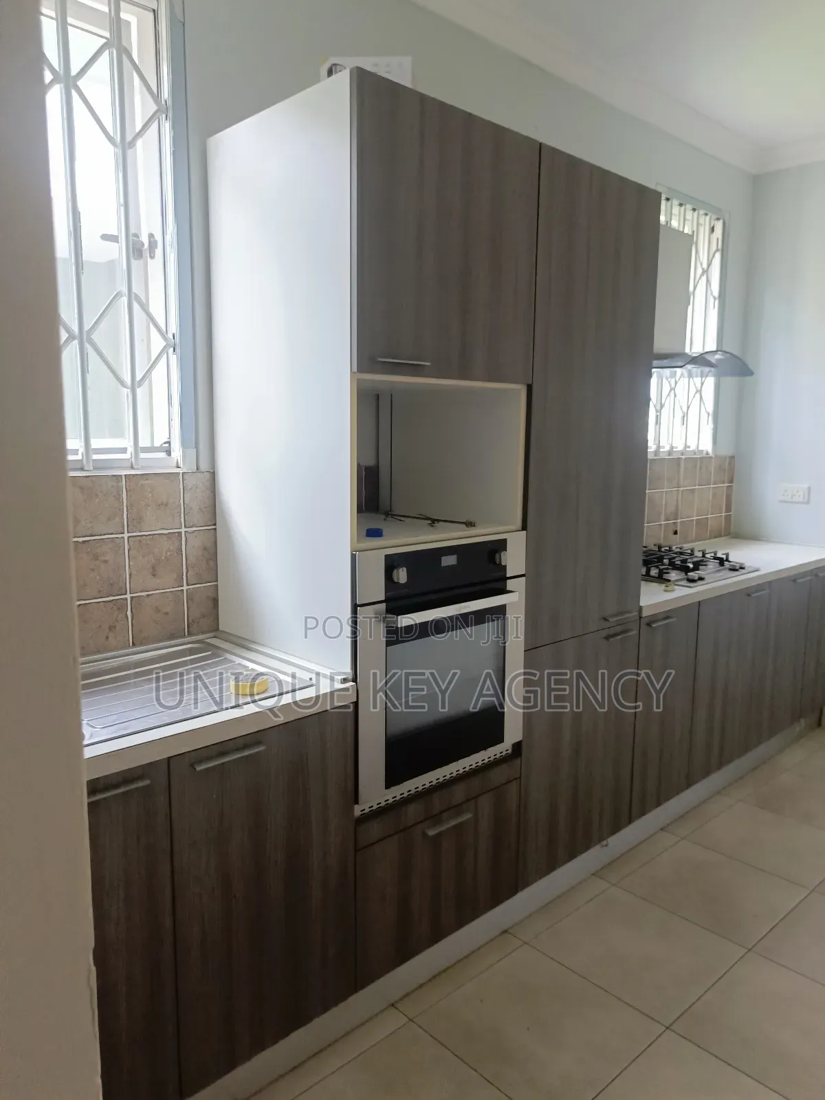 4bdrm House in Unique Key Agency, Tseaddo for rent