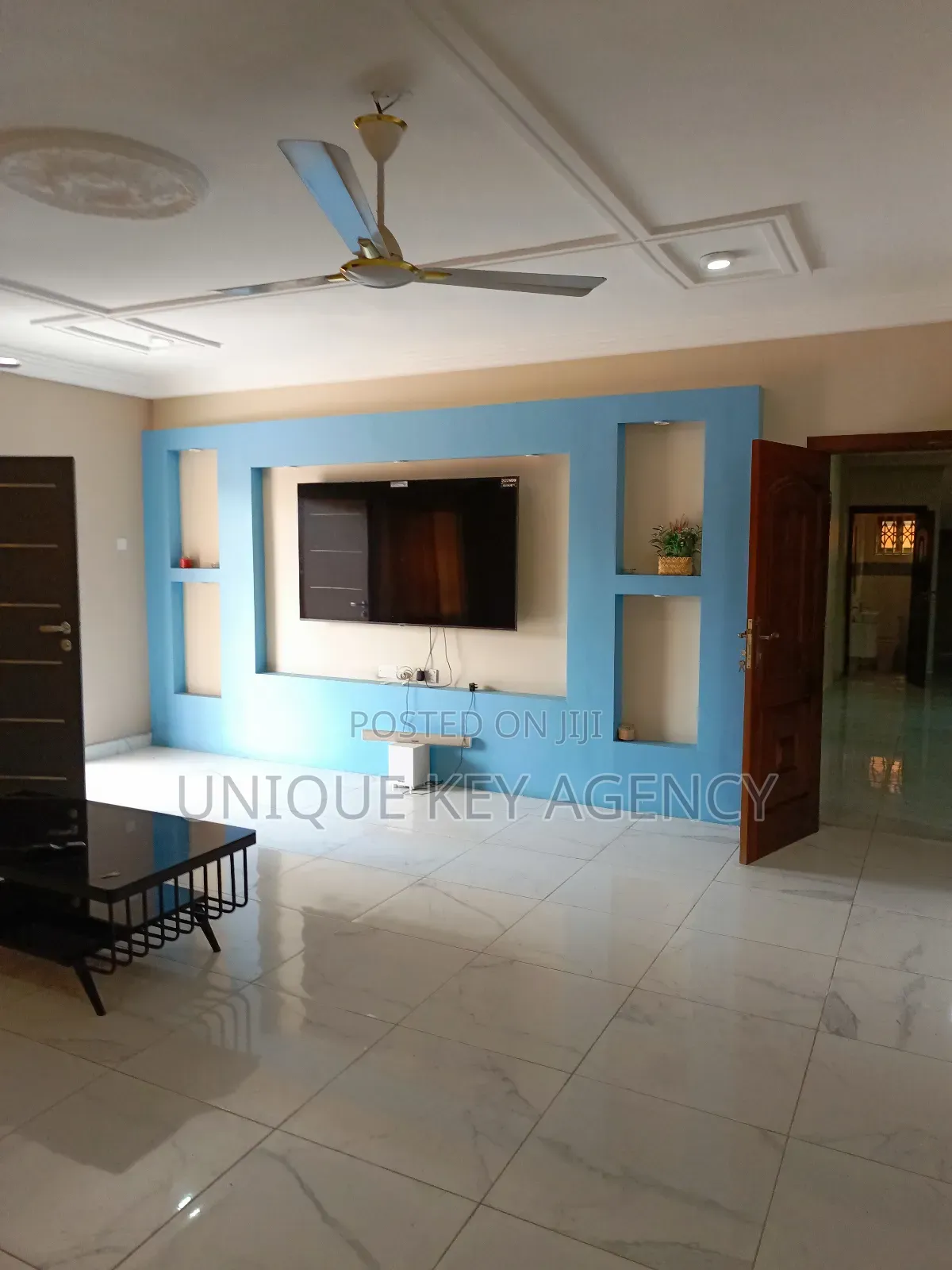 5bdrm House in Unique Key Agency, Tseaddo for rent