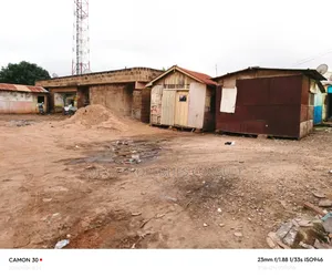 4bdrm House in Lapaz for sale
