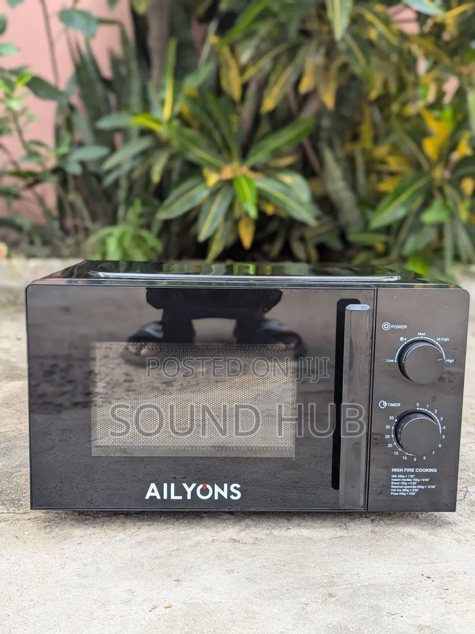 Ailyons - Electric Microwave Oven - 20l - Black