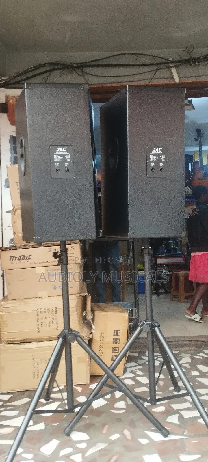 Jac Half Range Speakers 1pair With Stand