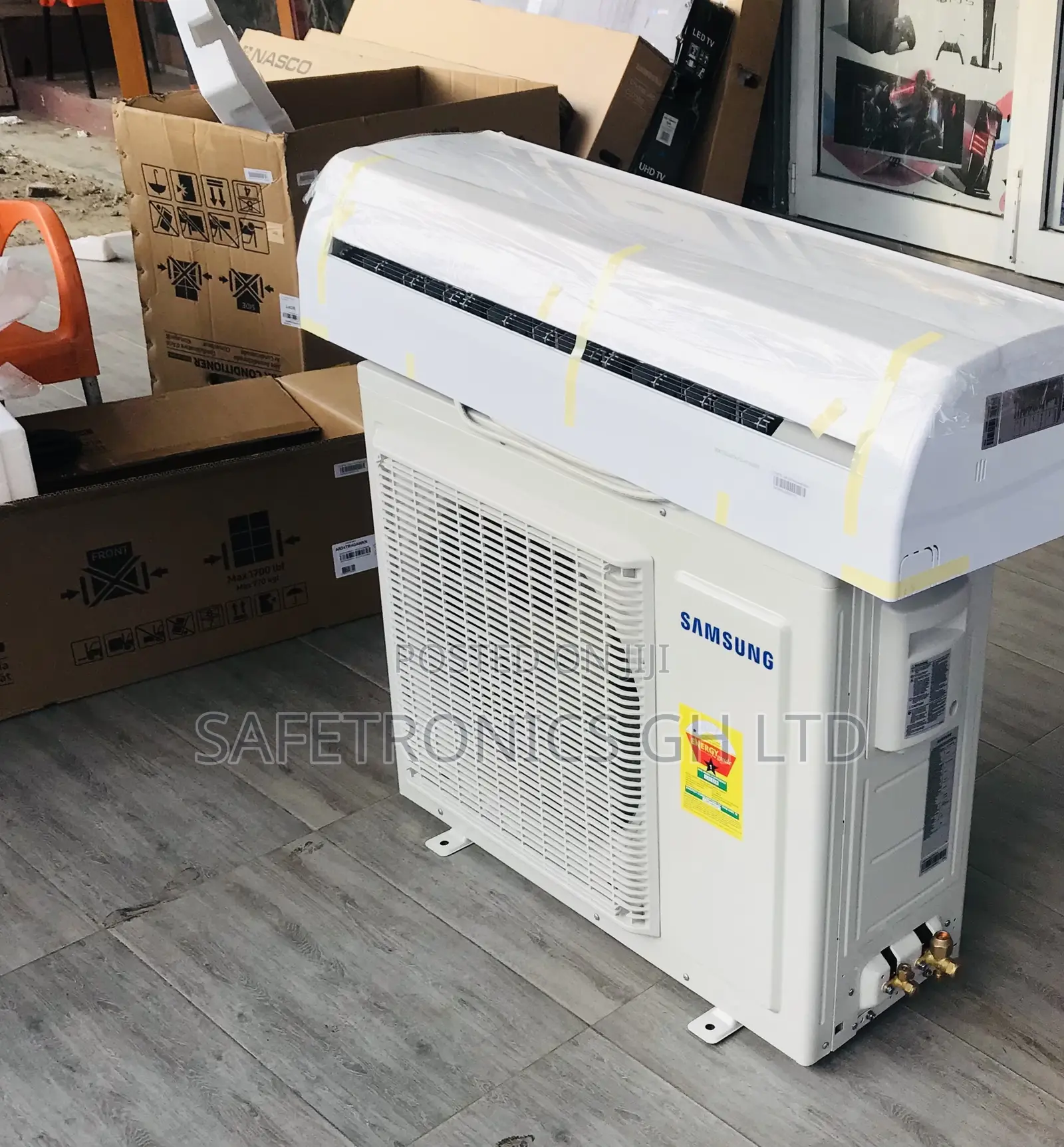 R410 Gas Samsung 2.5hp Inverter White AC