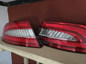 Jaguar XF X250 Taillight