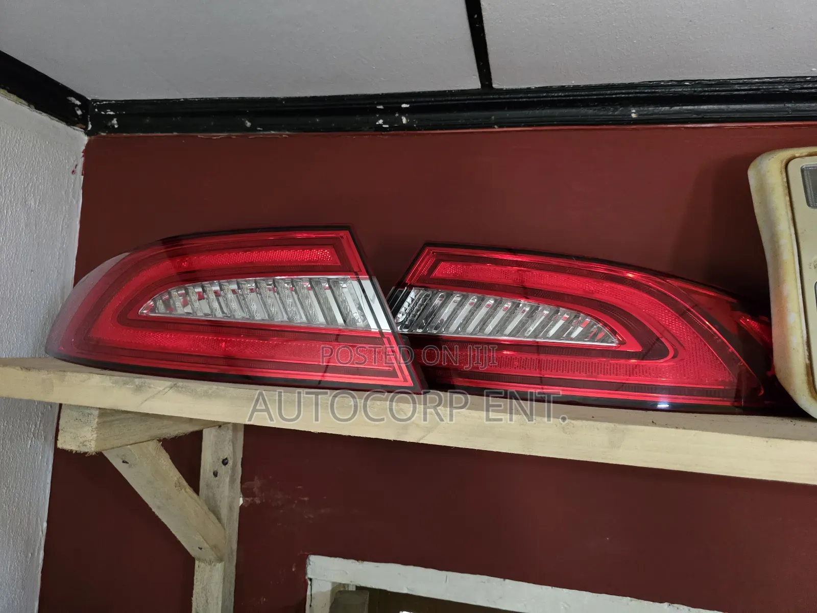 Jaguar XF X250 Taillight