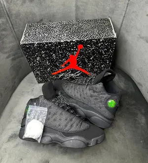 Air Jordan Retro 13 Black Cat