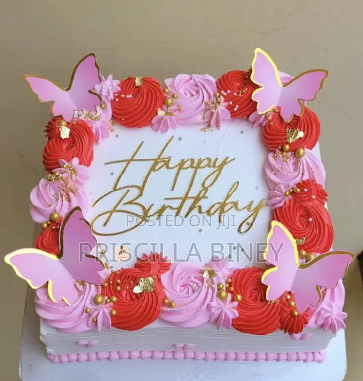 Delicious Strawberry Cake