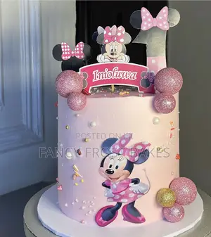 Kinds Character Cakes ( Micky Mouse)