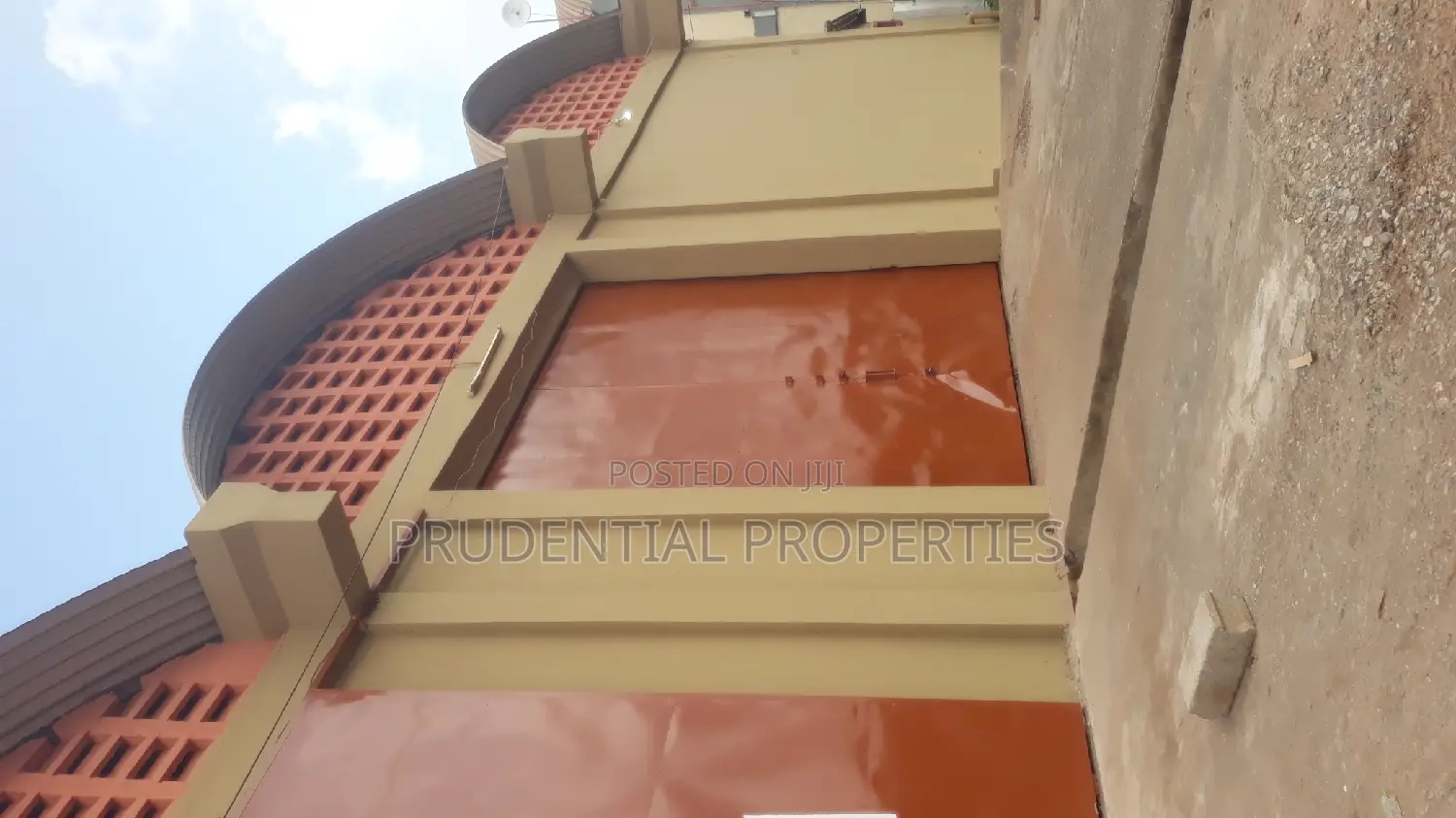 Large Warehouse for Rent at Spintex