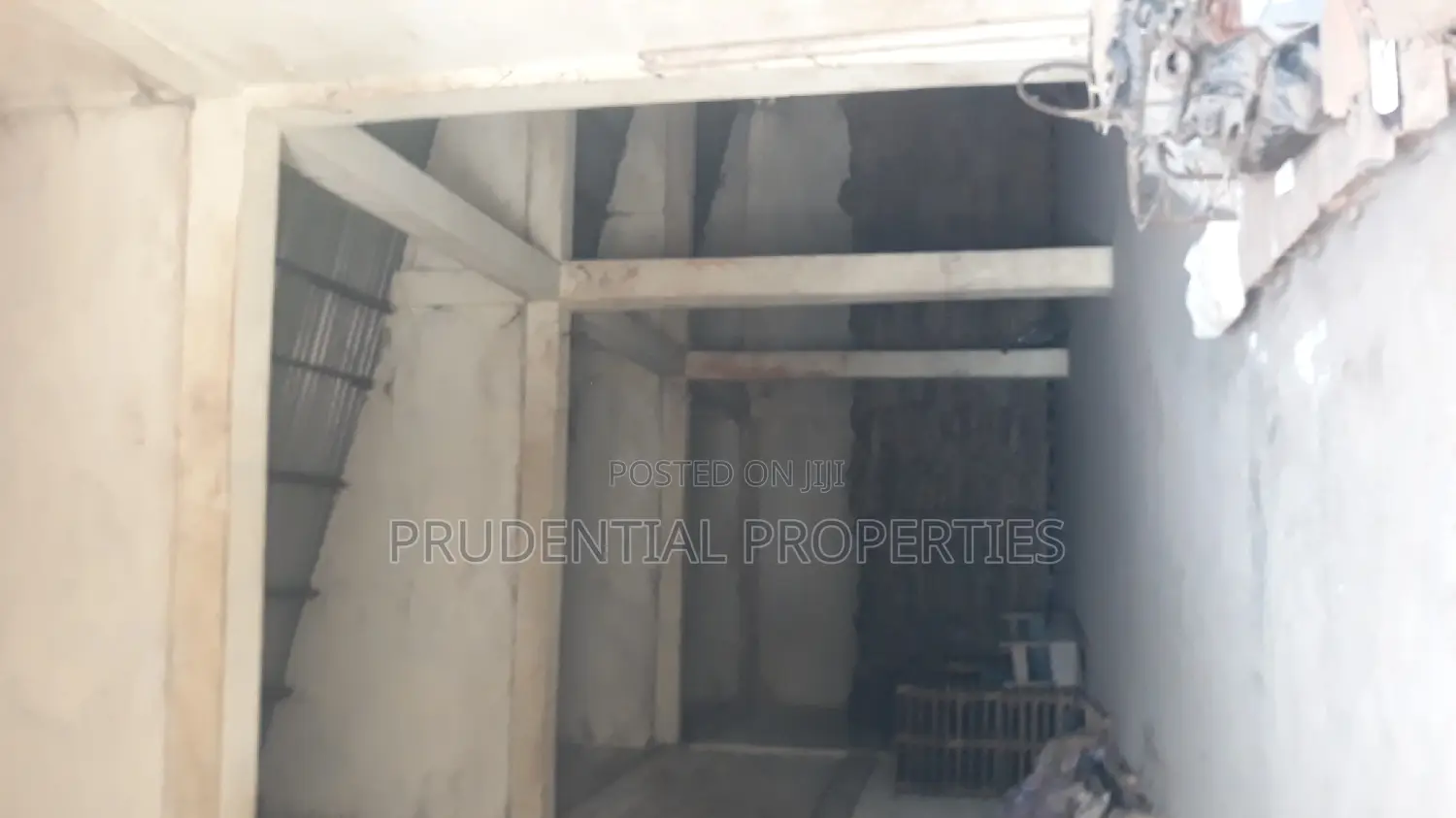 Warehouse for Rent at Spintex