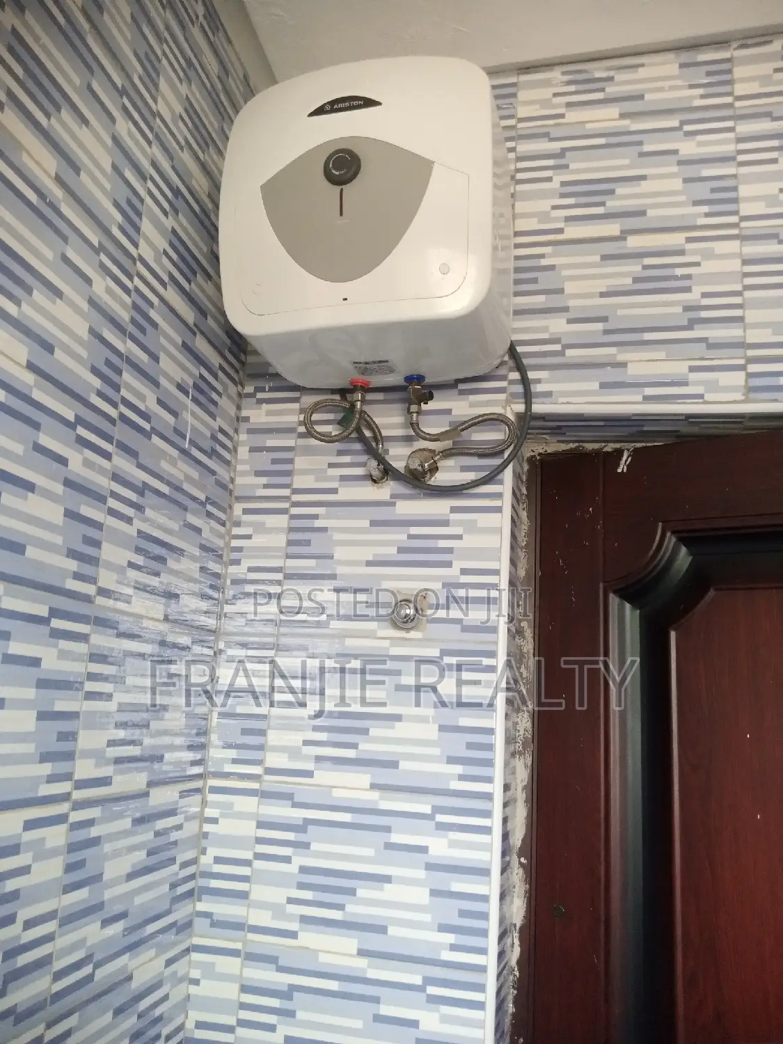 2bdrm Apartment in West Hills Mall Area for rent