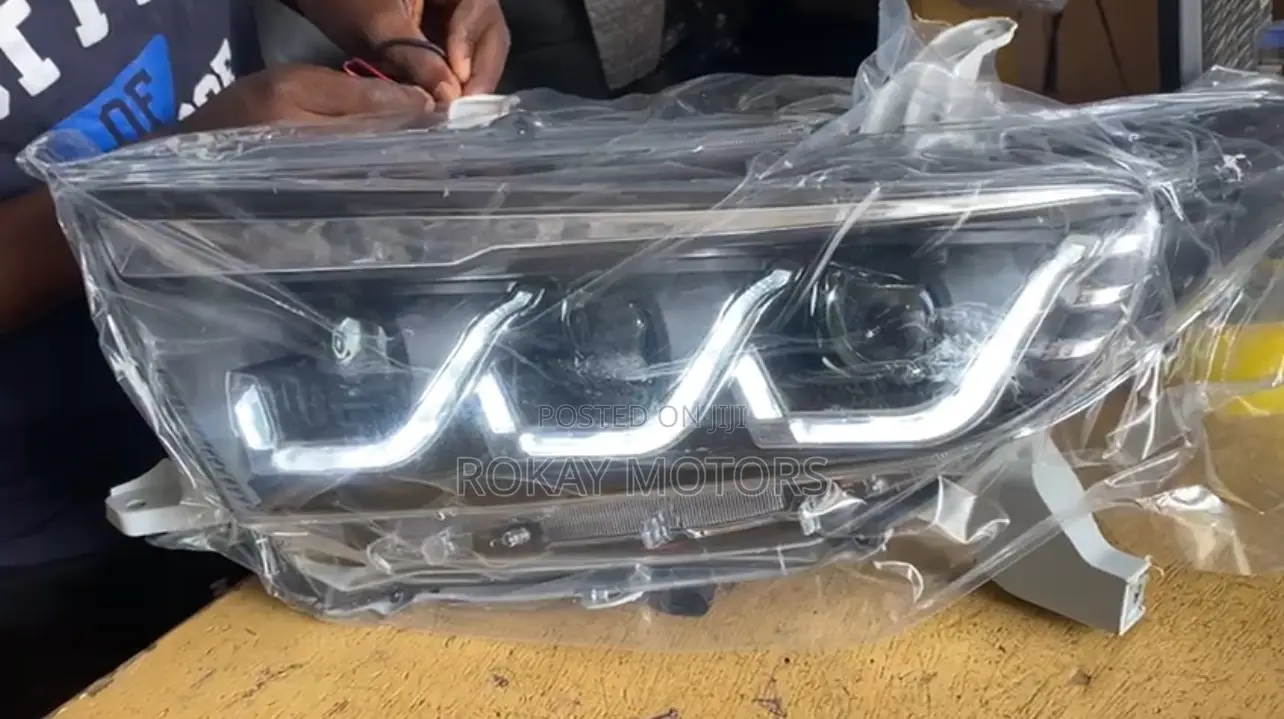 Highlander 2012,2013,2014 Headlights Led Spec Pair