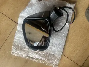 Honda CRV 23 Mirror
