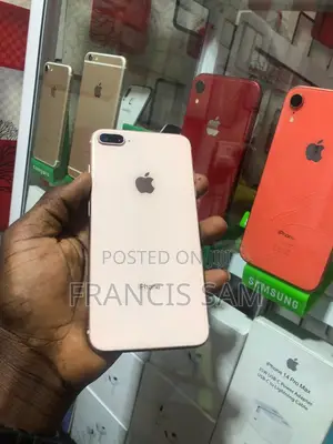 Apple iPhone 8 Plus 64 GB Gold