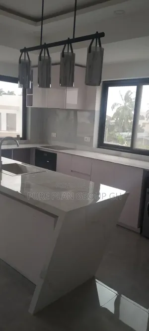 2bdrm House in A&C Mall for rent